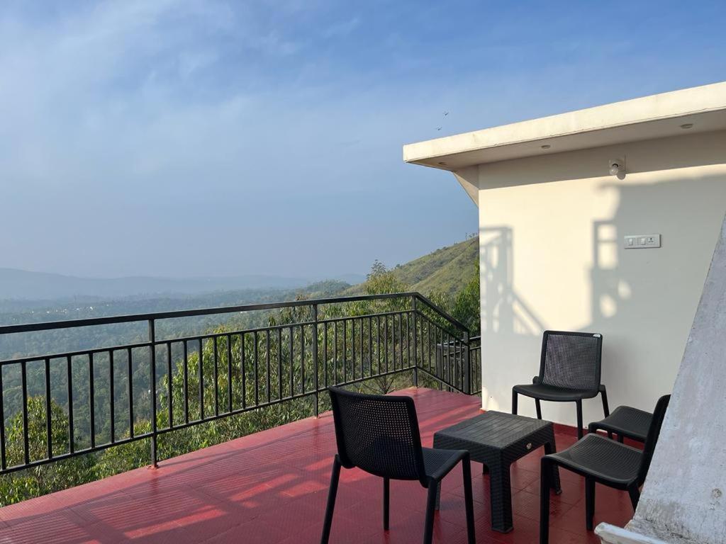 Munnar Alkaline Villa Exteriör bild